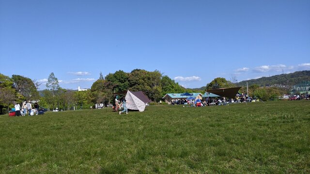 2021年春～あなたはこの坂に耐えられるか～ソロ自転車デイキャンプ＠【大阪府】寝屋川公園・芝生広場／芝生広場・北東側