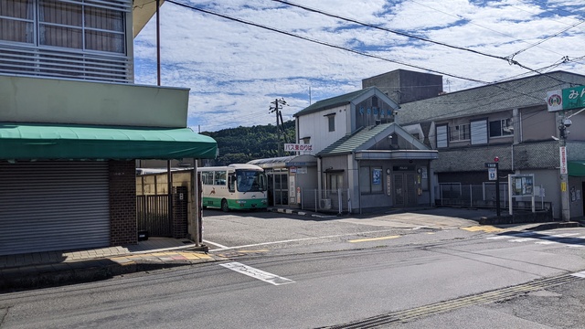 【奈良県】泉の森オートキャンプ場小広荘（天川村）／2022年初秋の林間ソロ徒歩キャンプ／奈良交通バス下市口駅バス停