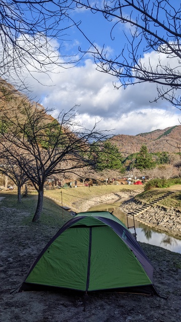 【兵庫県】知明湖キャンプ場（川西市）／2022年晩秋と初霜のソロ徒歩キャンプ〜前編〜／Eサイト