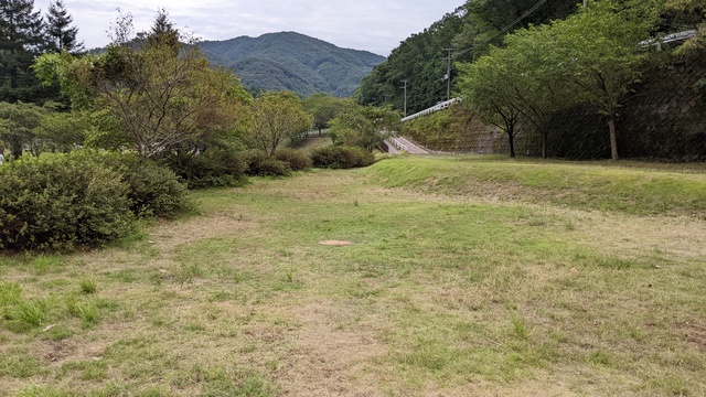 【兵庫県】知明湖キャンプ場（川西市）／2023年炎暑のバックパック徒歩キャンプ