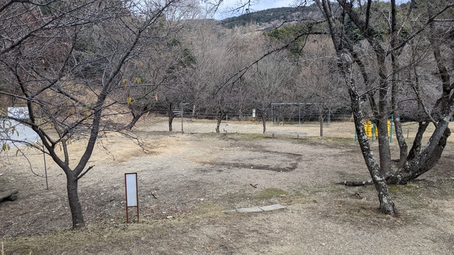 【京都府】末山・くつわ池自然公園キャンプ場／2024年冬バックパック徒歩キャンプ初め