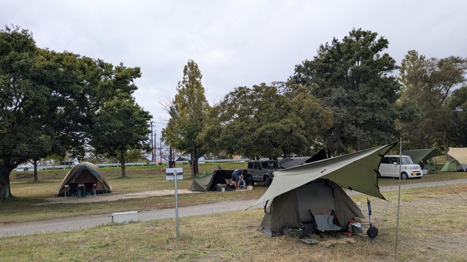 【滋賀県】六ツ矢崎浜オートキャンプ場@琵琶湖／2025年秋雨バックパック自転車キャンプ
