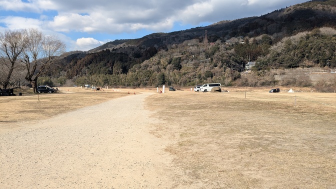 【京都府】笠置キャンプ場／2026年初雪とビーフシチュー バックパック徒歩キャンプ